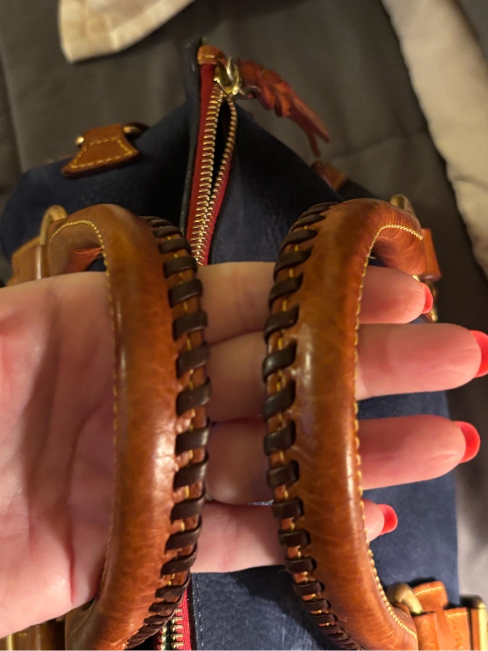 $275 DOONEY & BOURKE - Picture 10 of 12